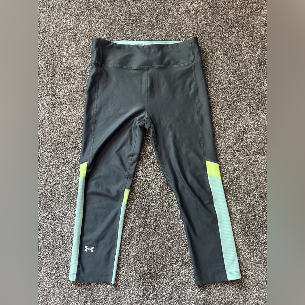 Under Armour Women’s Compression Capri Leggings